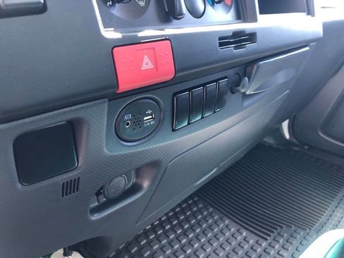 New 2024 Chevrolet Low Cab Forward image 26