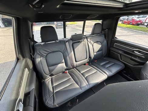 Used 2022 RAM 1500 Big Horn AWD/4WD image 33