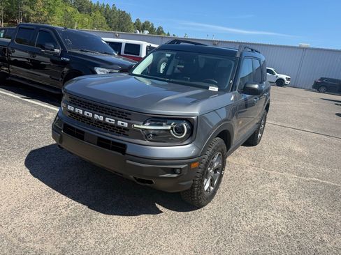 Used 2024 Ford Bronco Sport Badlands w/ Premium Package image 3