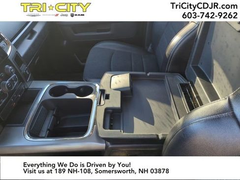 Used 2018 RAM 1500 Sport image 33