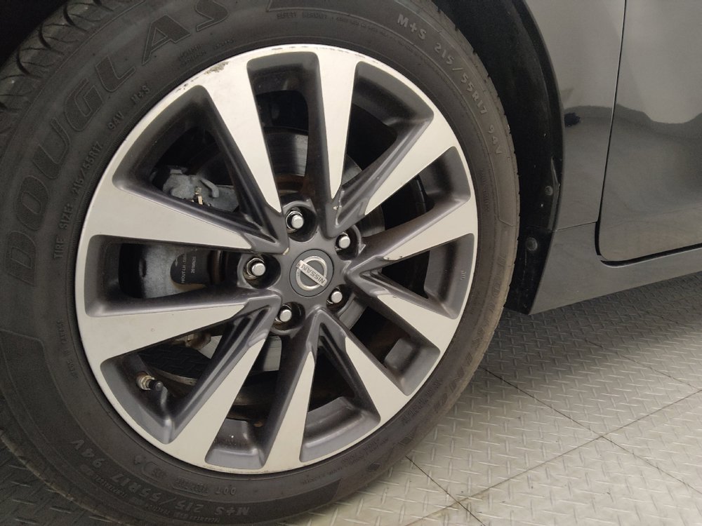 Used 2017 Nissan Altima 2.5 SL FWD image 31
