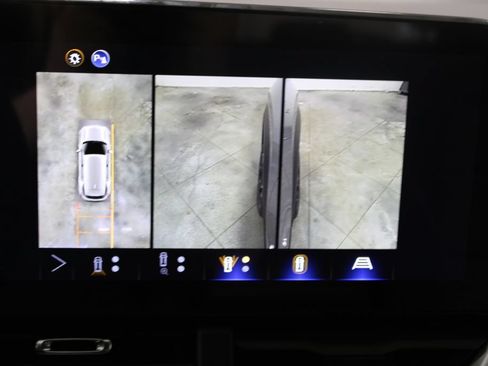 New 2026 Chevrolet Equinox LT w/ Convenience Package II AWD/4WD image 51