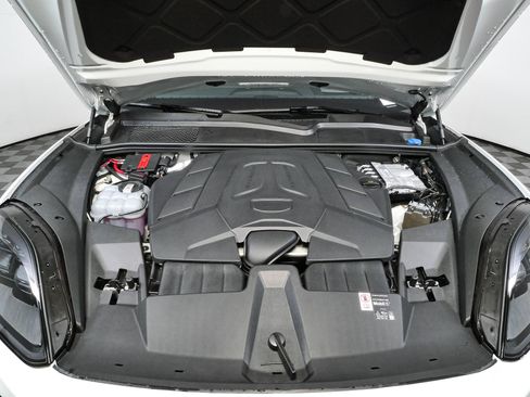 New 2026 Porsche Cayenne AWD/4WD image 35