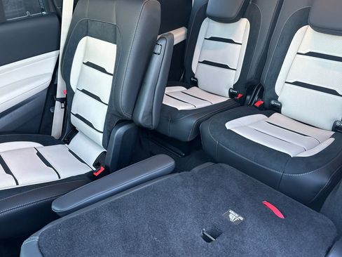 New 2026 Mercedes-Benz GLS 63 AMG 4MATIC image 13