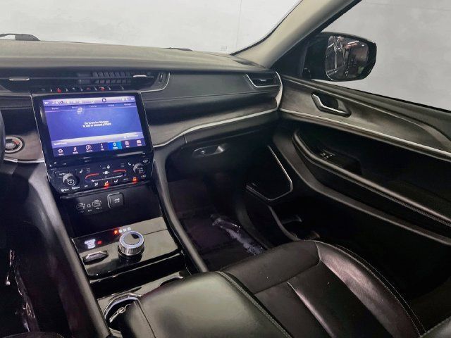 Used 2021 Jeep Grand Cherokee L Limited AWD/4WD image 20