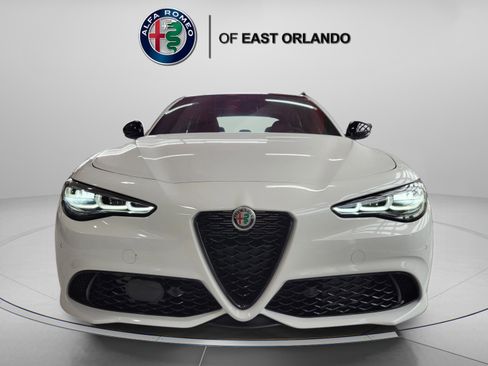 New 2025 Alfa Romeo Giulia w/ Veloce Package Rwd image 3
