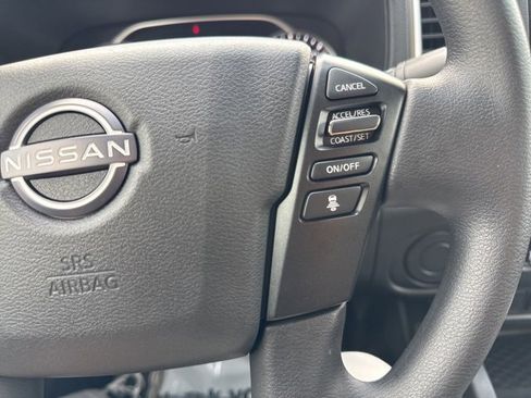 Used 2023 Nissan Frontier SV w/ Technology Package image 14