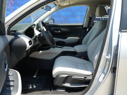 New 2027 Honda HR-V LX image 16