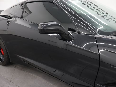 Used 2016 Chevrolet Corvette Stingray Coupe w/ Carbon Flash Badge Package RWD image 23