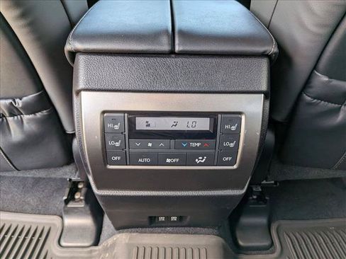 Used 2023 Lexus GX 460 Premium w/ Premium Package AWD/4WD image 19