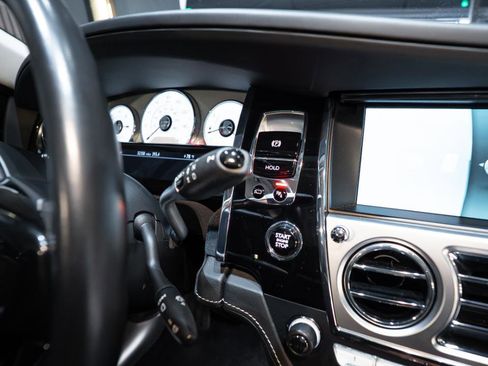 Used 2017 Rolls-Royce Ghost image 22