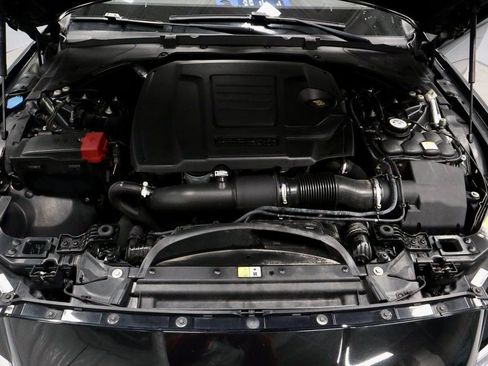 Used 2020 Jaguar XF Prestige image 16