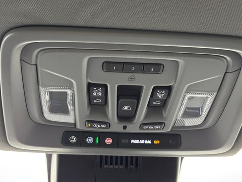 New 2026 GMC Sierra 1500 Elevation w/ Elevation Premium Package AWD/4WD image 23