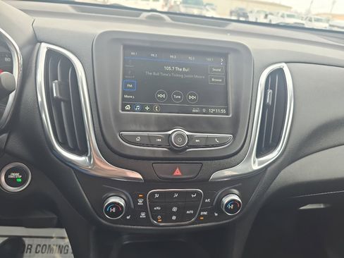 Used 2019 Chevrolet Equinox LT image 24