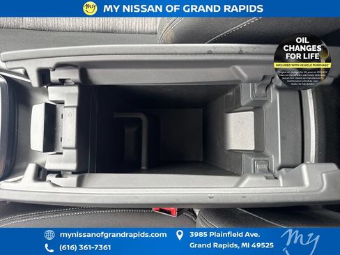 Used 2023 Nissan Rogue SV AWD/4WD image 30