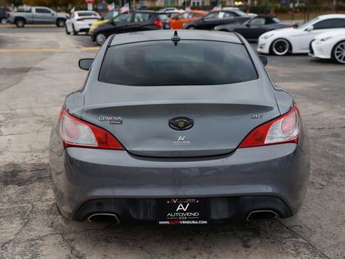 Used 2011 Hyundai Genesis 2.0T image 14