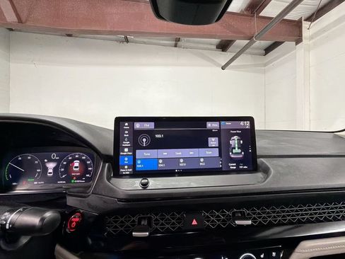 Used 2024 Honda Accord Touring image 13