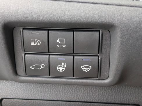 Used 2021 Toyota Highlander Limited image 23