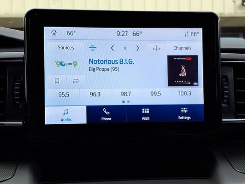 Used 2023 Ford Explorer XLT w/ Equipment Group 202A AWD/4WD image 16