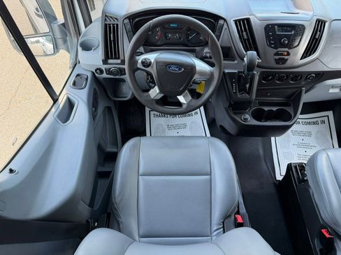 Used 2019 Ford Transit 250 148 Medium Roof RWD image 31
