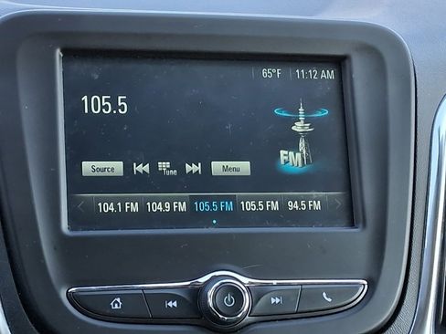 Used 2018 Chevrolet Equinox LT image 8