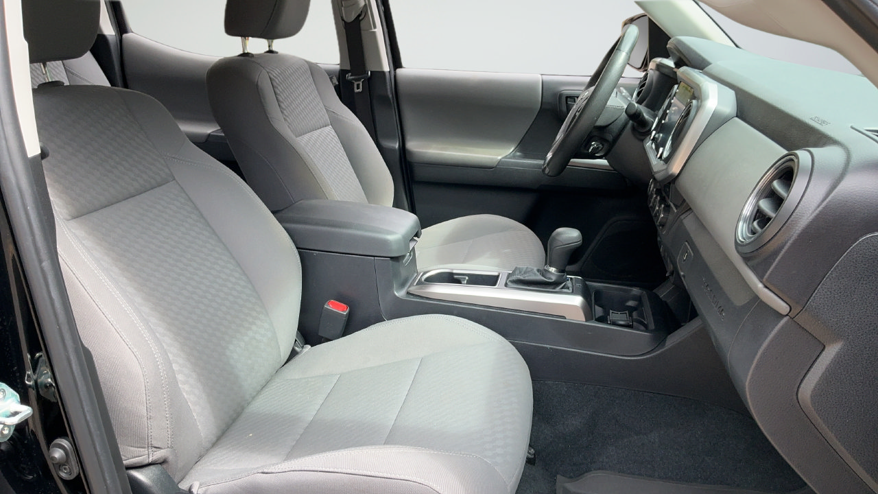 Used 2023 Toyota Tacoma SR5 RWD image 19