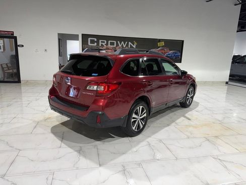 Used 2018 Subaru Outback 2.5i Limited image 9