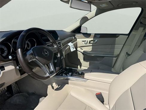 Used 2015 Mercedes-Benz E 350 4MATIC Sedan w/ Premium 1 Package image 11