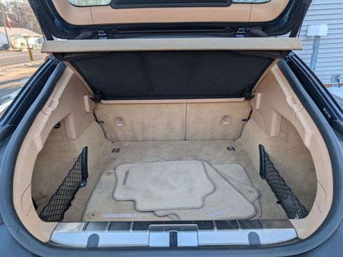 Used 2014 Porsche Panamera 4 image 12