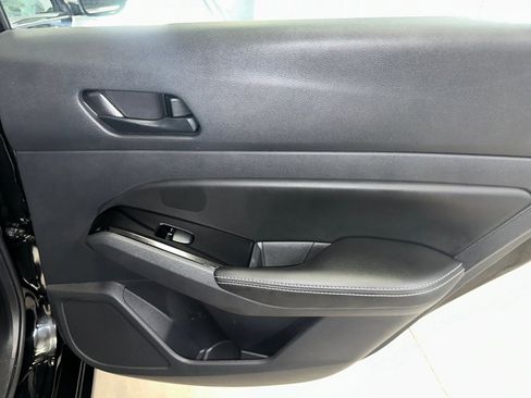 Used 2023 Nissan Altima 2.5 SV FWD image 25