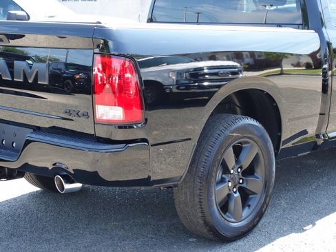 Used 2021 RAM 1500 Express w/ Wheel & Sound Group image 10