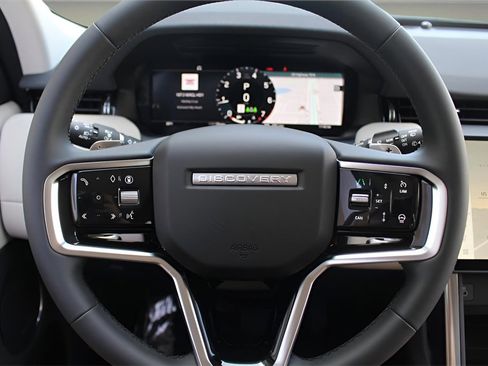 New 2025 Land Rover Discovery Sport S image 19