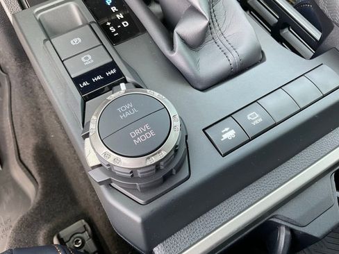 Used 2026 Toyota 4Runner 4WD image 18