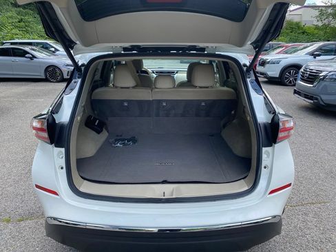 Used 2018 Nissan Murano SL w/ Cargo Package AWD/4WD image 23