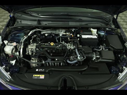 Used 2025 Toyota Corolla LE FWD image 15