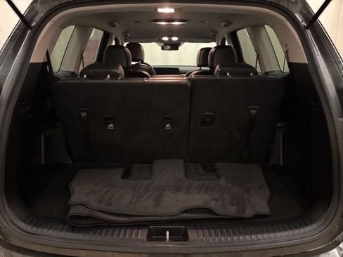 Certified 2024 Kia Telluride S FWD image 11