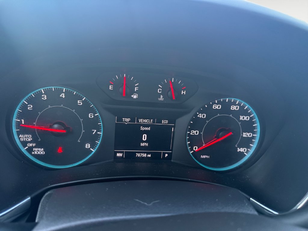 Used 2020 Chevrolet Equinox LS w/ LS Convenience Package FWD image 17