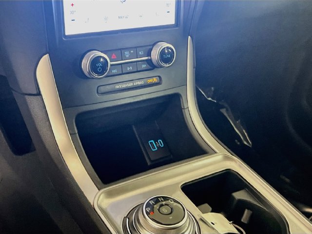 Used 2024 Ford Edge SEL AWD/4WD image 12
