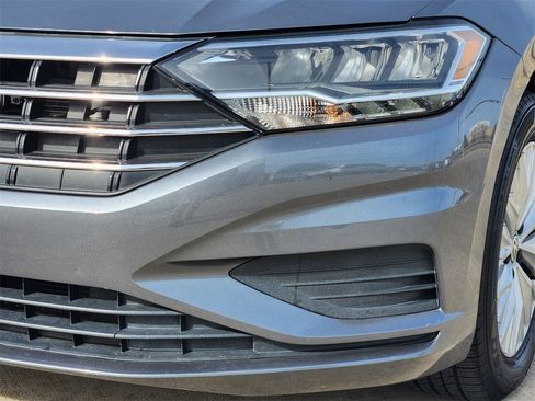 Used 2020 Volkswagen Jetta S image 9