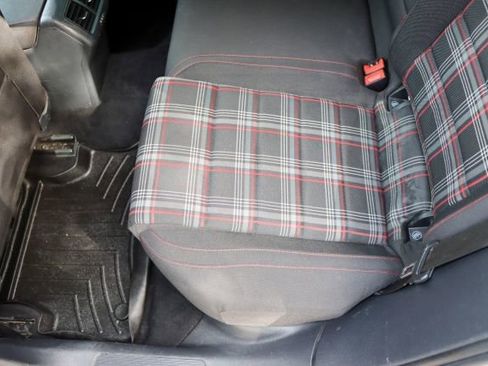 Used 2016 Volkswagen GTI S image 17