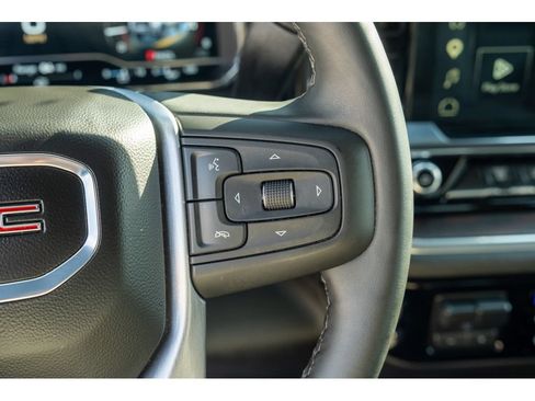 Used 2025 GMC Sierra 2500 SLT AWD/4WD image 19