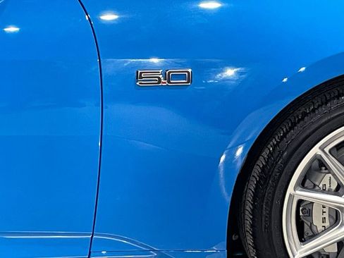 Used 2025 Ford Mustang GT Premium image 7