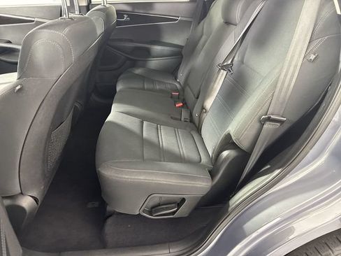 Used 2020 Kia Sorento FWD V6 image 21