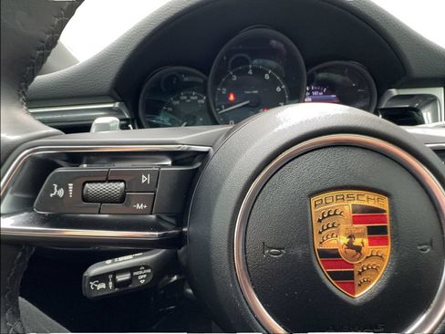 Used 2024 Porsche Macan Turbo AWD/4WD image 39