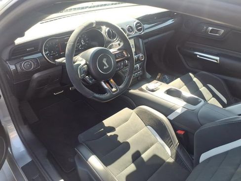 Used 2021 Ford Mustang Shelby GT500 w/ Technology Package RWD image 10