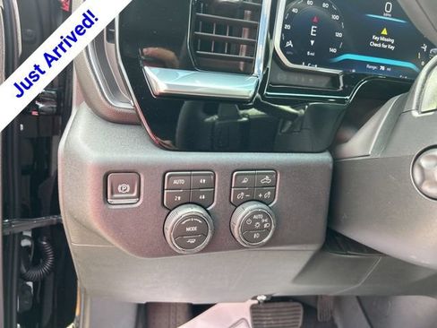 New 2026 Chevrolet Silverado 1500 High Country w/ Midnight Edition AWD/4WD image 17
