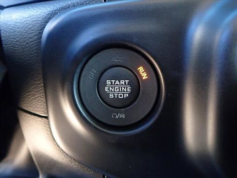 Used 2022 Jeep Wrangler Unlimited Sport image 23