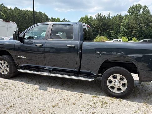 Used 2025 RAM 2500 Big Horn AWD/4WD image 10