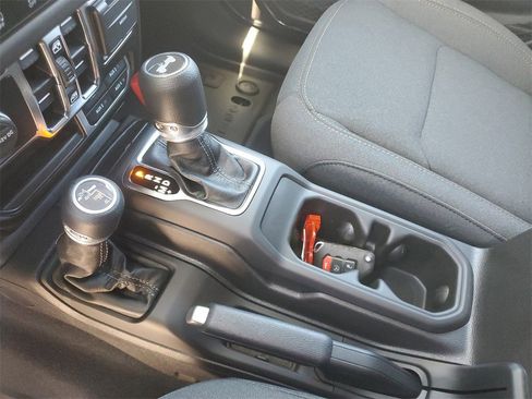 New 2024 Jeep Wrangler Sahara image 21