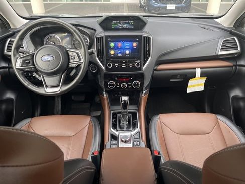Used 2023 Subaru Forester Touring w/ Popular Package #3 image 9